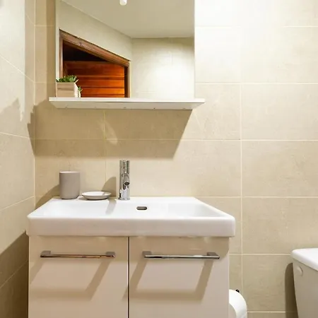 Urban Nest Apartamento *